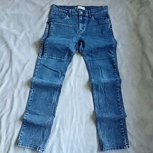 Fits men 30x30 or boys 20. Bought and never used